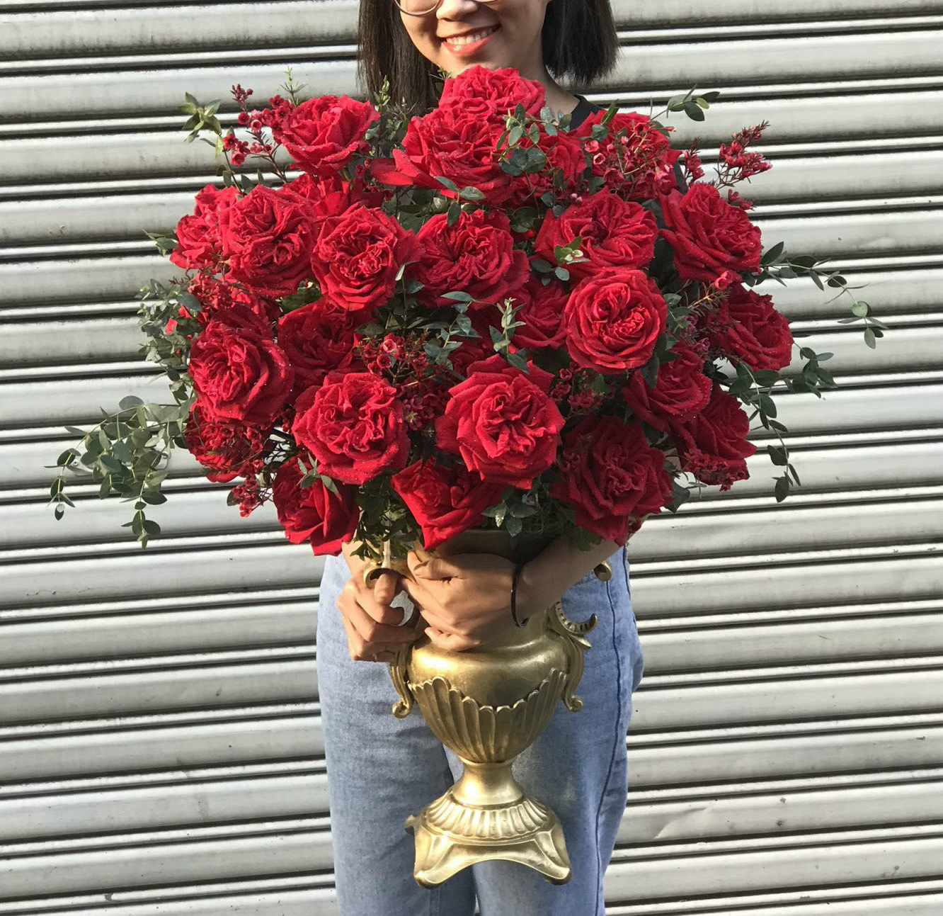 Shop hoa tươi Sunny là địa chỉ mua hoa hồng đỏ uy tín