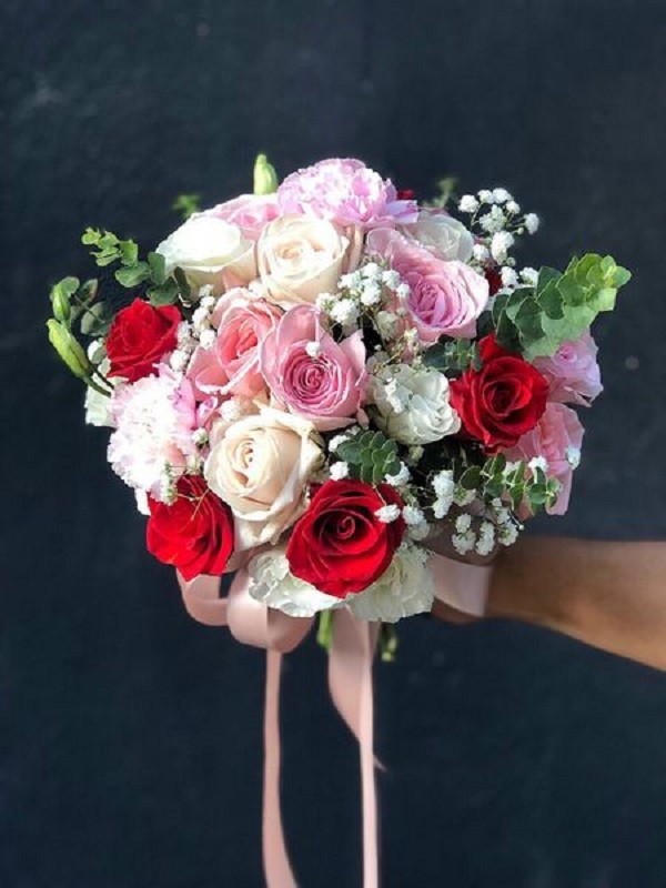 Bó hoa hồng cho cô dâu - Shop Hoa Đà Lạt